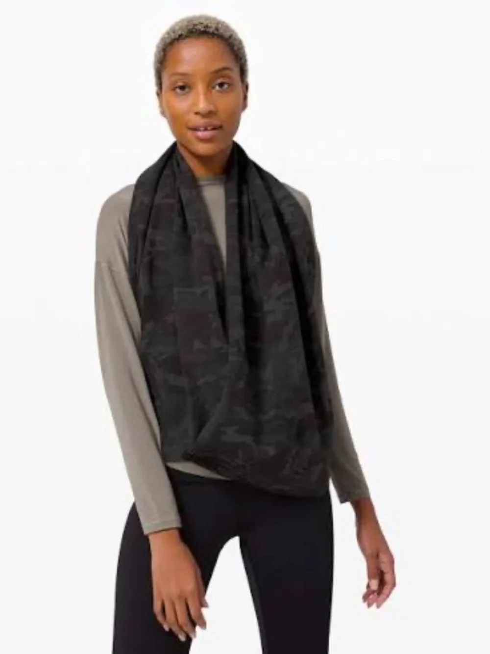 Vinyasa Scarf *Cotton Incognito Camo Multi Grey *